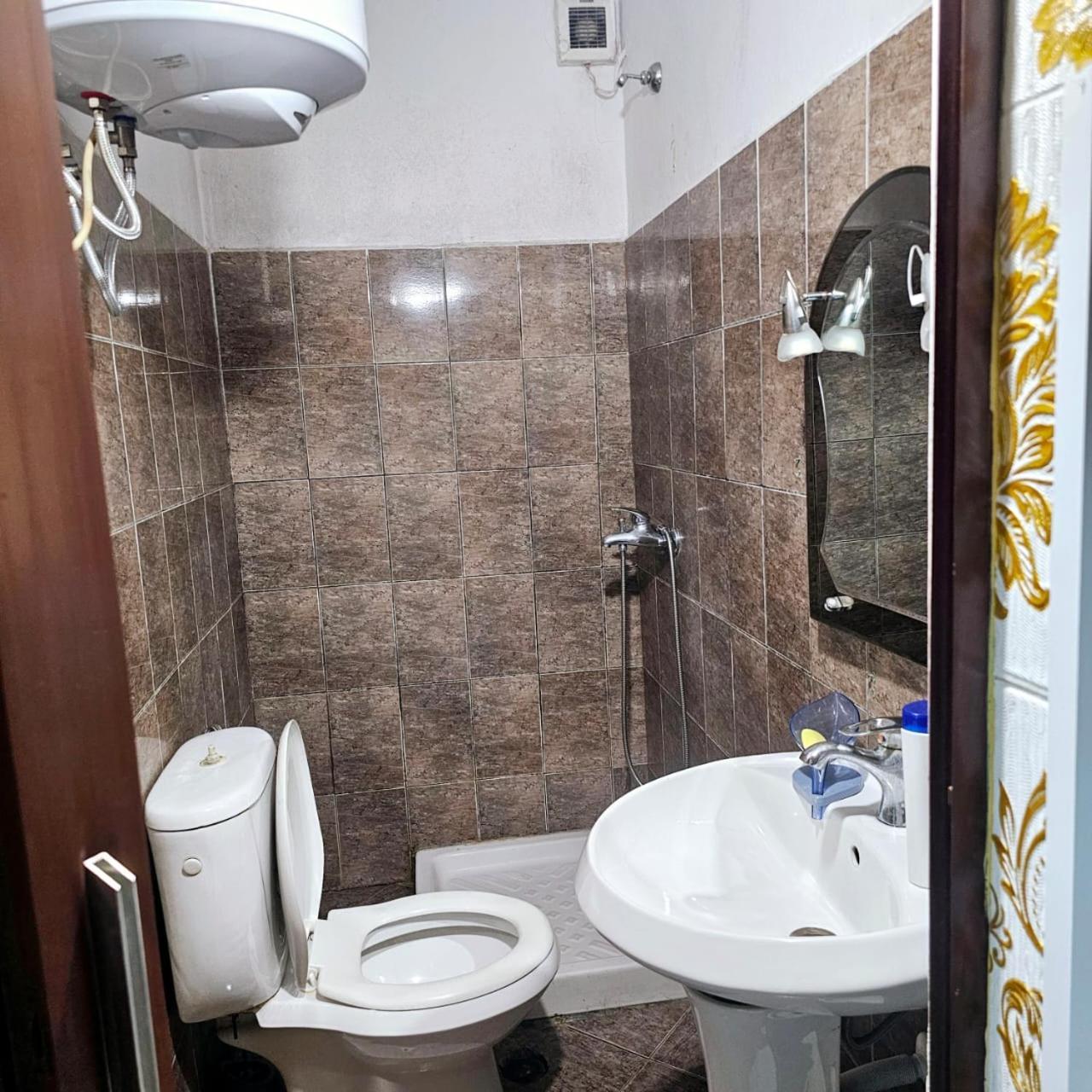 Dafina Hotel Tiranë Eksteriør bilde
