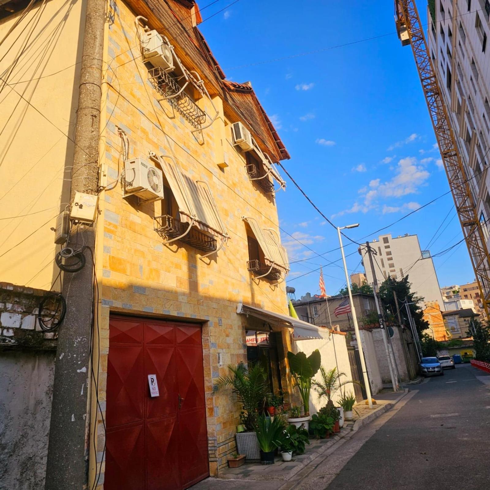 Dafina Hotel Tiranë Eksteriør bilde
